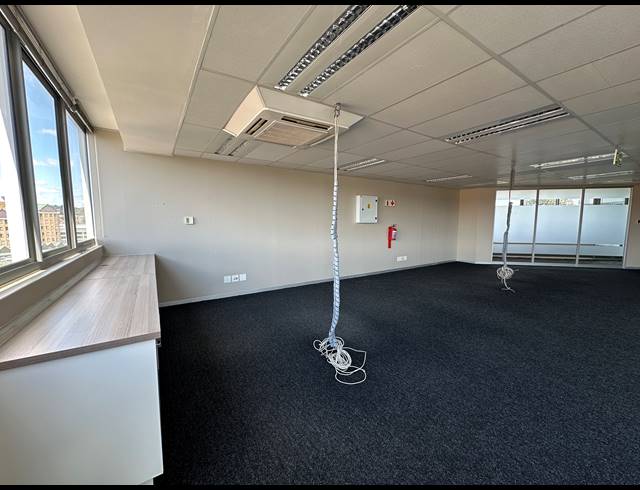 110M² OFFICE TO LET IN CENTURION CENTRAL
